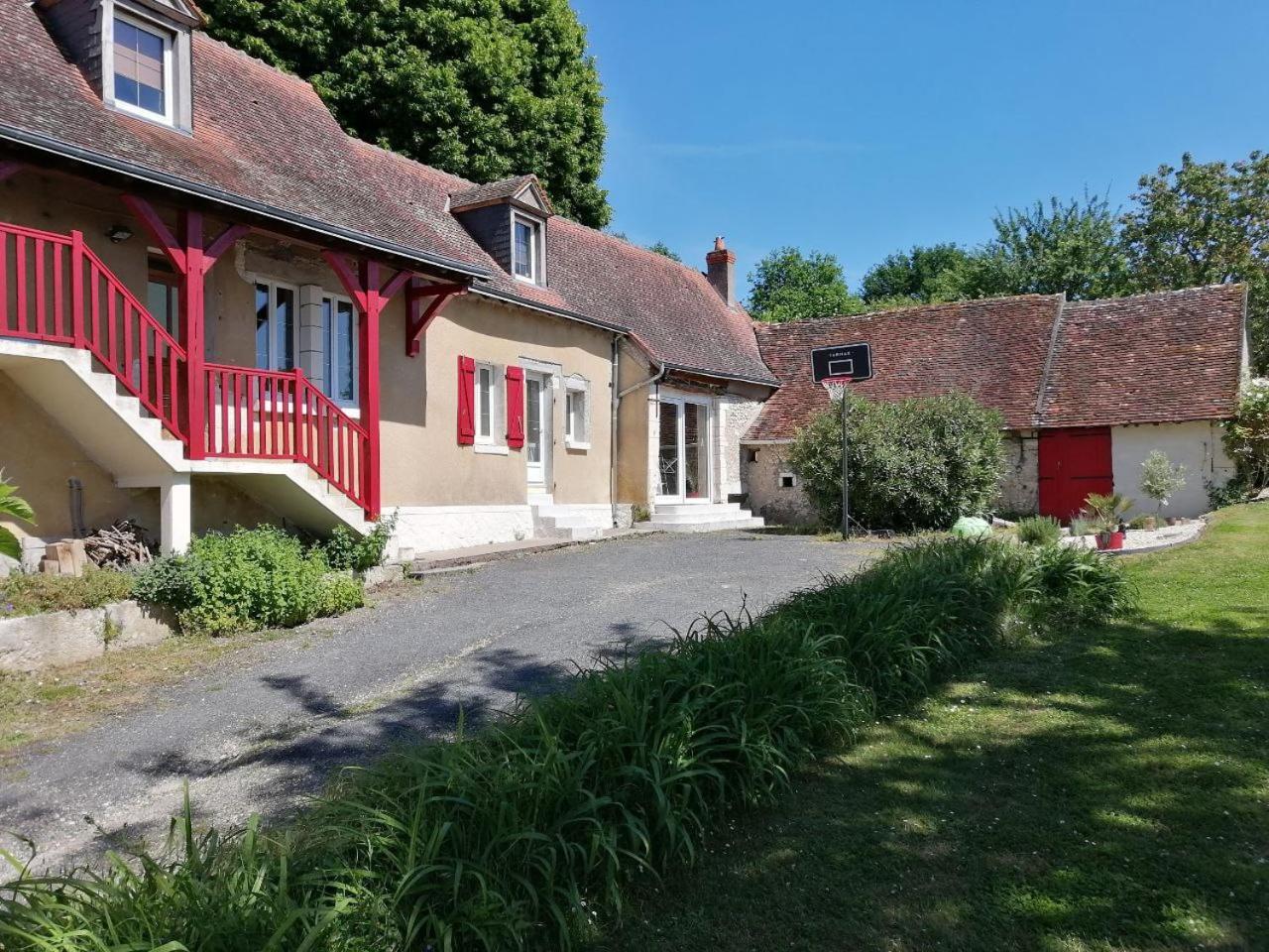 Maison De Charme Pres De Beauval Saint-Cyran-du-Jambot Экстерьер фото